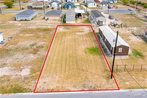 1616 La Marina Dr, Edinburg, TX 78542