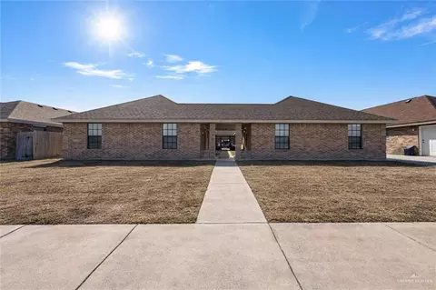 2103 Paradise Dr, Pharr, TX 78577