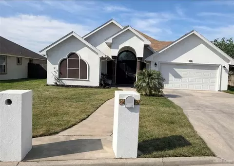 1004 Villas Del Norte St, Weslaco, TX 78599