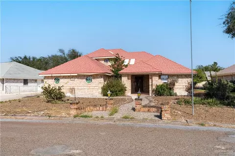 2731 Palmer Dr, Pharr, TX 78577