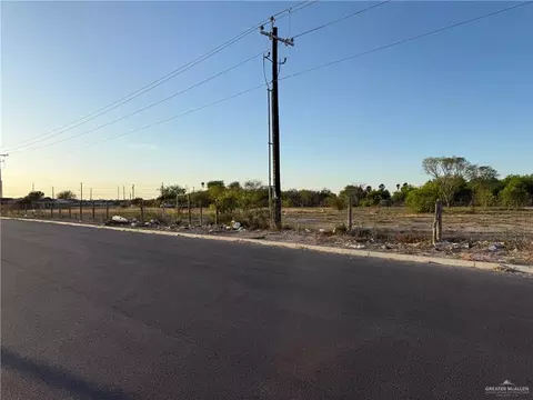 404 N Mccoll Rd, Edinburg, TX 78541