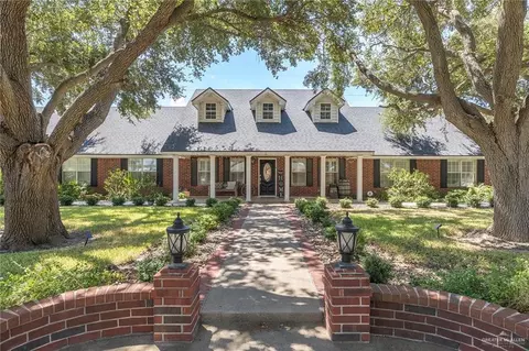 1902 Sundance St, Palmhurst, TX 78573