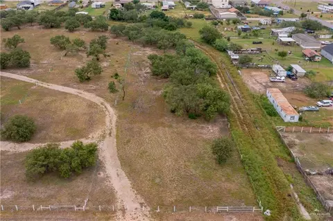 401 E Lot Apt 6 E Wisconsin Rd, Donna, TX 78537