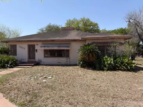 1007 N 7th St, Harlingen, TX 78550