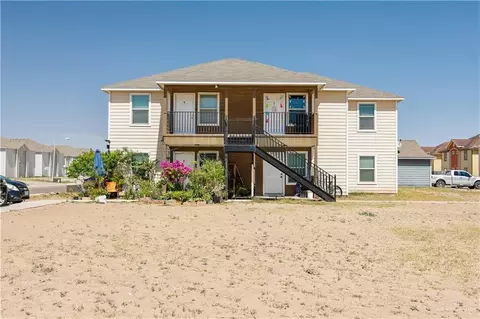 114 Montemorelos St, Alton, TX 78573