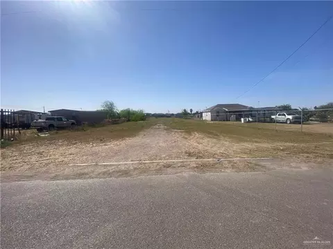 24515 Ocean St, Monte Alto, TX 78538