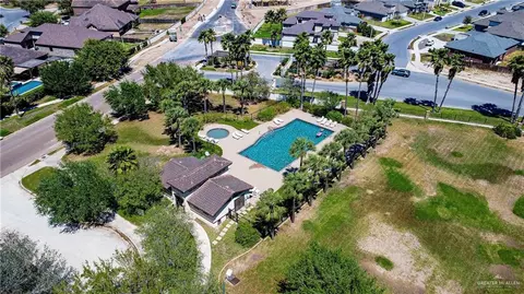 3809 Santa Fe St, Edinburg, TX 78542