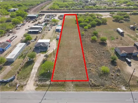 24710 Sunflower Rd, Monte Alto, TX 78538