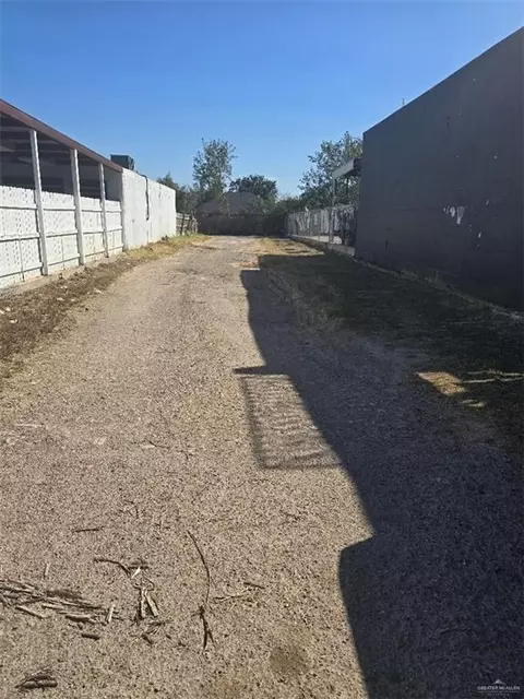 6711 S Jackson Rd, Pharr, TX 78577