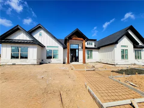 21078 Azalea St, Harlingen, TX 78550