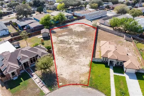 2620 Vivien Dr, Pharr, TX 78577