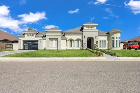 3504 Rosewood Dr, Weslaco, TX 78599