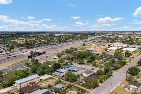 220 N Vermont Ave, Mercedes, TX 78570