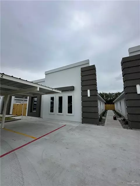 1317 Valle Vista St, Alamo, TX 78516