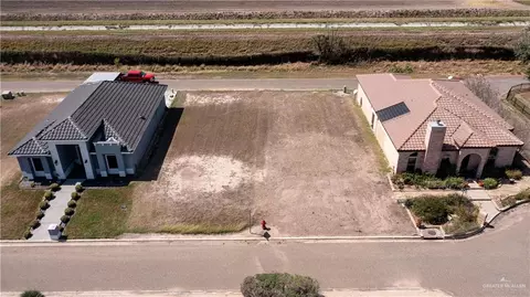 3814 Santo Cielo St, Weslaco, TX 78596
