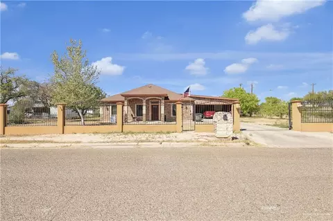 814 W 2nd St, Mission, TX 78572