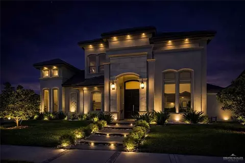 2704 Essex St, Edinburg, TX 78542
