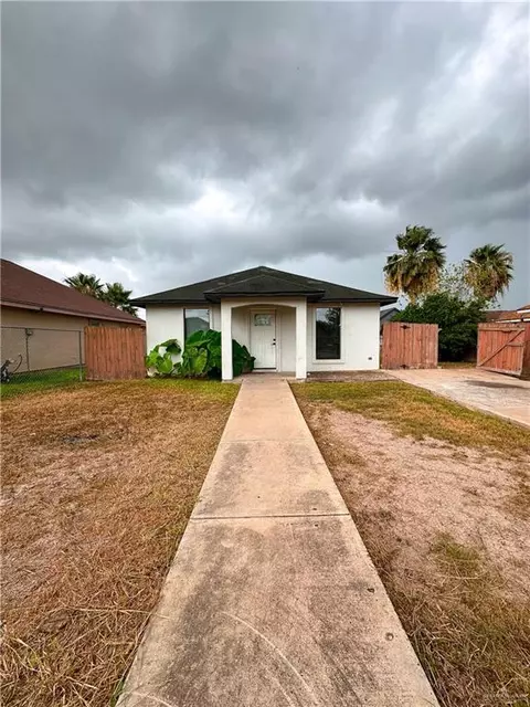 905 W Green Jay Ave, Pharr, TX 78577