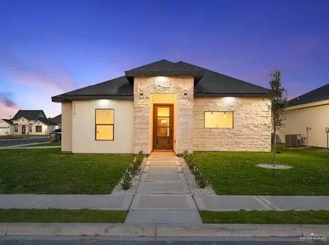 5916 N Gira Del Sol St, Edinburg, TX 78542