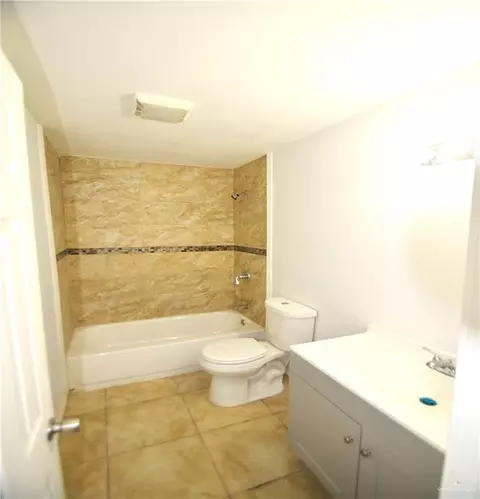 Bath - 2513 Walker Rd, Donna, TX 78537 photo 1 of 2