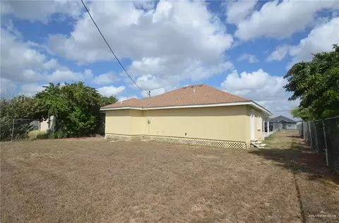 Exterior - 2513 Walker Rd, Donna, TX 78537 photo 9 of 10