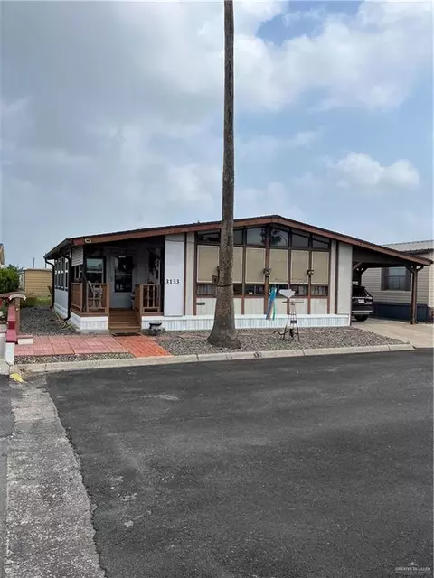3133 Palmetto Dr, Weslaco, TX 78596