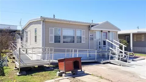 1306 Luther Ln, Mission, TX 78572