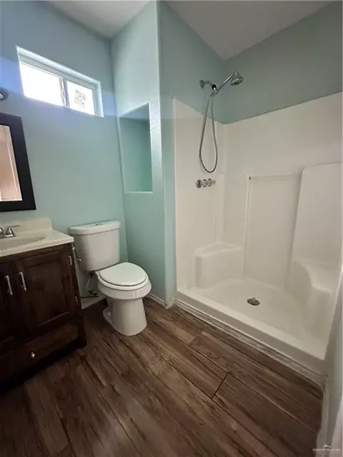 353 E Denny Dr, Pharr, TX 78577 photo 6