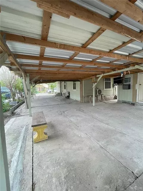 353 E Denny Dr, Pharr, TX 78577 photo 9