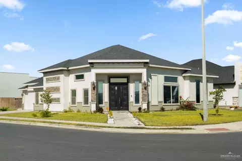 202 N 32nd St, Hidalgo, TX 78557