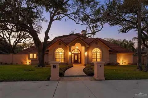 301 Byron Nelson St #6, Mcallen, TX 78503