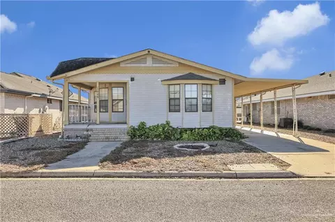 1008 Lake View Dr, Mission, TX 78572