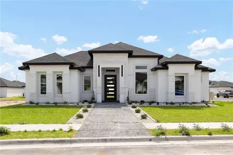3800 Red Lantana St, Mission, TX 78573