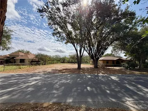 413 S 1st St, Mcallen, TX 78501