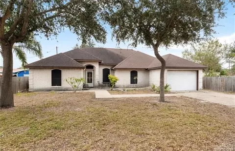 2101 Happy St, Mission, TX 78573