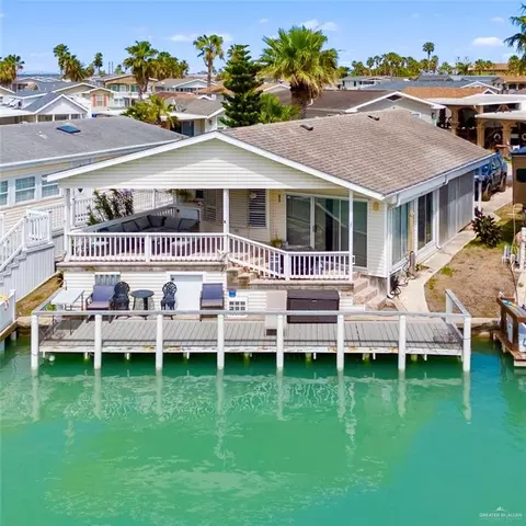 251 Conch Dr, Port Isabel, TX 78578