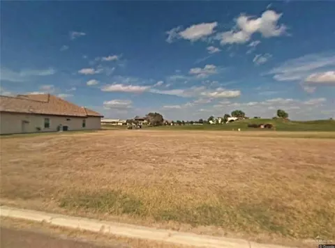 1310 Tierra Santa Dr, Weslaco, TX 78596