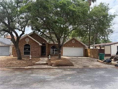 2802 Montgomery Dr, Pharr, TX 78577