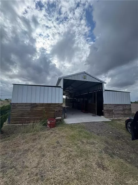 4077 Mile 2 12 E, Mercedes, TX 78570