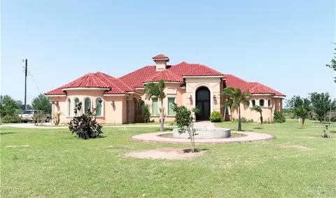22111 N Val Verde Rd, Edinburg, TX 78542