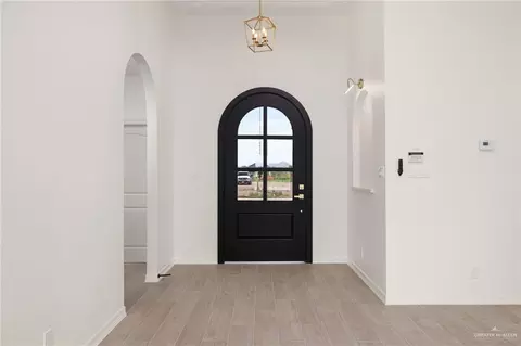 Entry Way - 2808 E Sabinal Ave, Hidalgo, TX 78557 photo 1 of 1