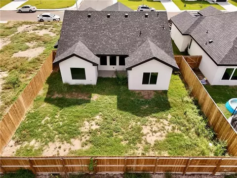 View/Area - 329 N Leon, Elsa, TX 78543 photo 3 of 3
