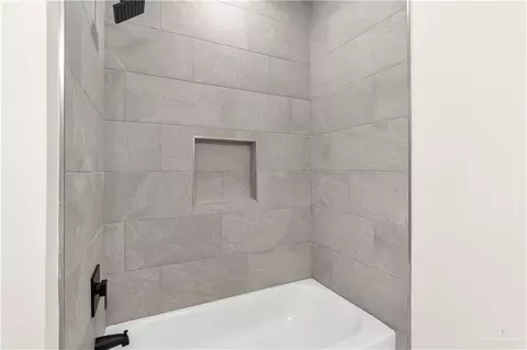 Bath - 329 N Leon, Elsa, TX 78543 photo 3 of 3