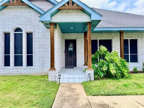 2320 Story Ln, Mission, TX 78573