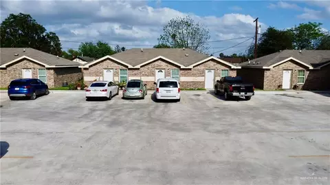 212 N 5th St, Donna, TX 78537