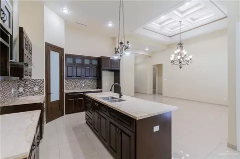 Kitchen - 5000 Maple Ave, Mcallen, TX 78501 photo 3 of 3