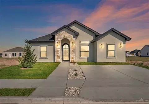 1105 Baker Ln, Edinburg, TX 78541