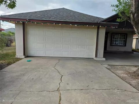 502 W Albatross Ave, Pharr, TX 78577