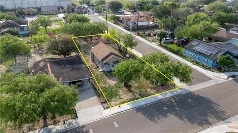 4002 Salinas St, Edinburg, TX 78541