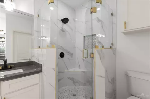 Bath - 10113 Espada Dr, Edinburg, TX 78541 photo 4 of 4